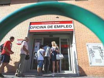 В Испании произошло самое значительное с 1997 года снижение безработицы