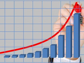 Минимальная зарплата в Испании составит в 2019 году 900 евро в месяц